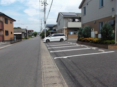 【駐車場】 | ブロードウェイ　Ｂ