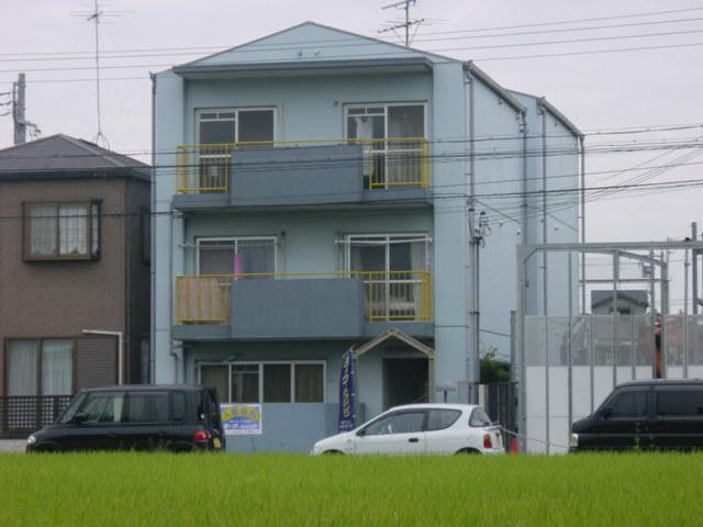 ガーデンハイツ鳳の外観