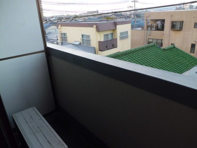 バードヒル鳳のバルコニー|バードヒル鳳