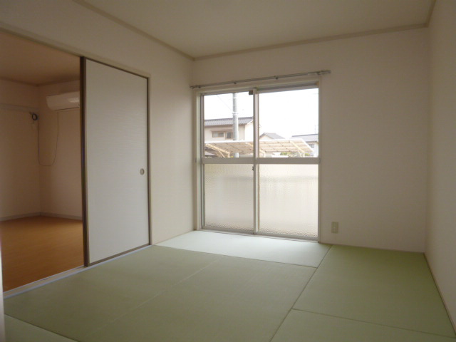 フレグランスまほろばＡの寝室