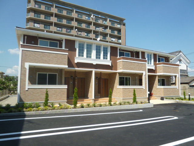 都窪郡早島町前潟のアパートの外観