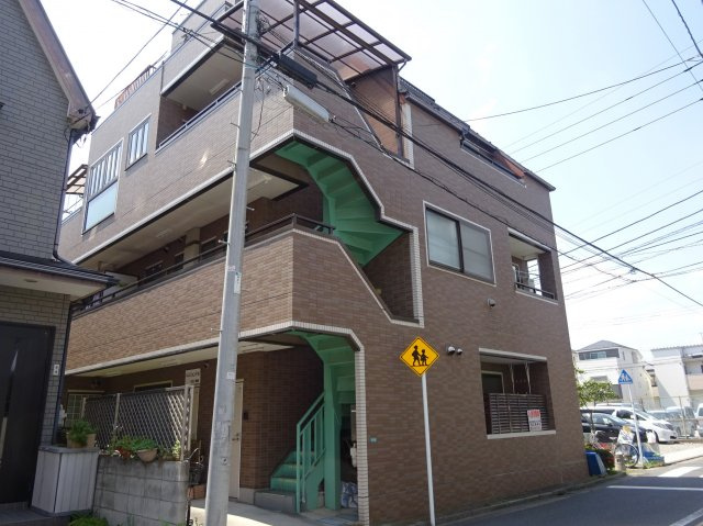 フォレスト・インの外観