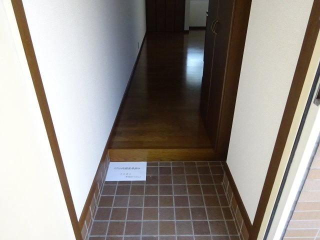 フォレスト・インの玄関