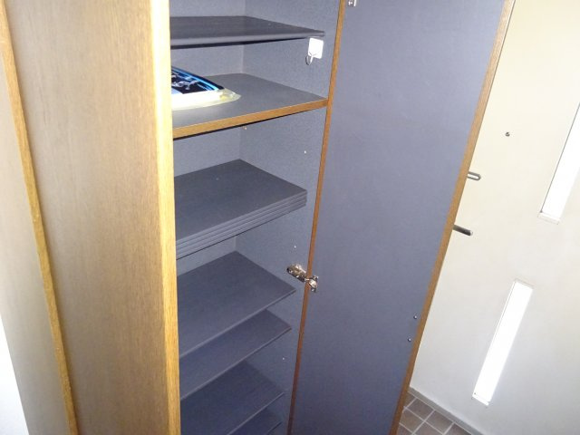 フォレスト・インの収納