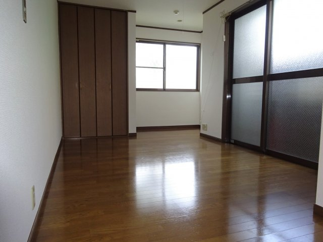 フォレスト・インの洋室