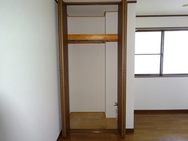 フォレスト・インの収納