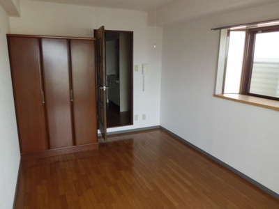 【洋室】 | エスティーコート