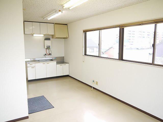 清和ビルの周辺