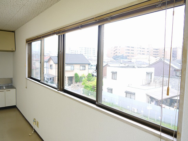 清和ビルの周辺