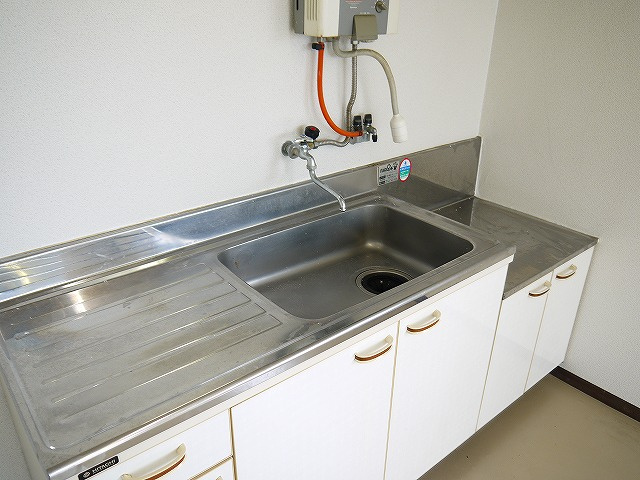 清和ビルのキッチン