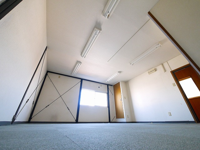 荒井ビル（北之庄町）の内装