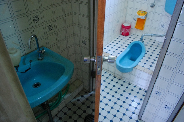 喜田ビルのトイレ