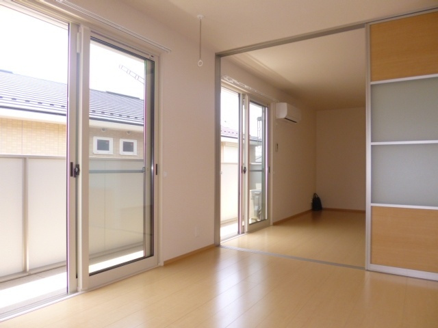 サンモールＡ棟の洋室