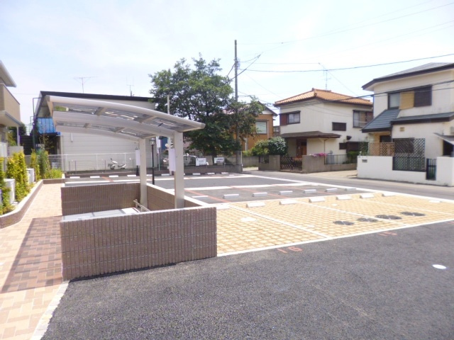 サンモールＢ棟の駐車場