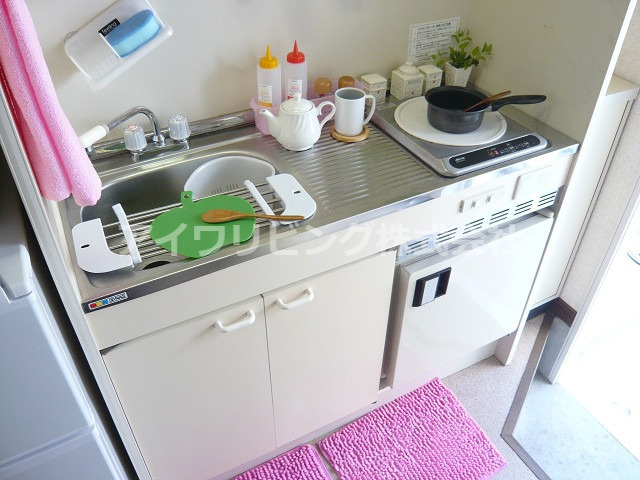 コーポ・ファミーユのキッチン|写真はイメージです。【コーポ・ファミーユ】