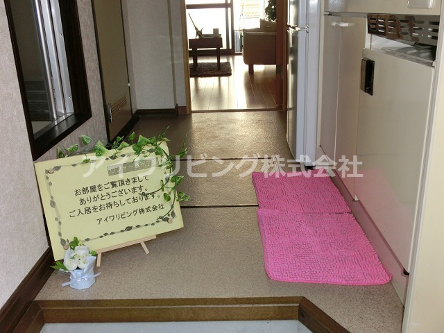 コーポ・ファミーユの玄関|写真はイメージです。【コーポ・ファミーユ】