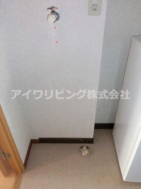 コーポ・ファミーユの設備|室内洗濯機置場あり【コーポ・ファミーユ】