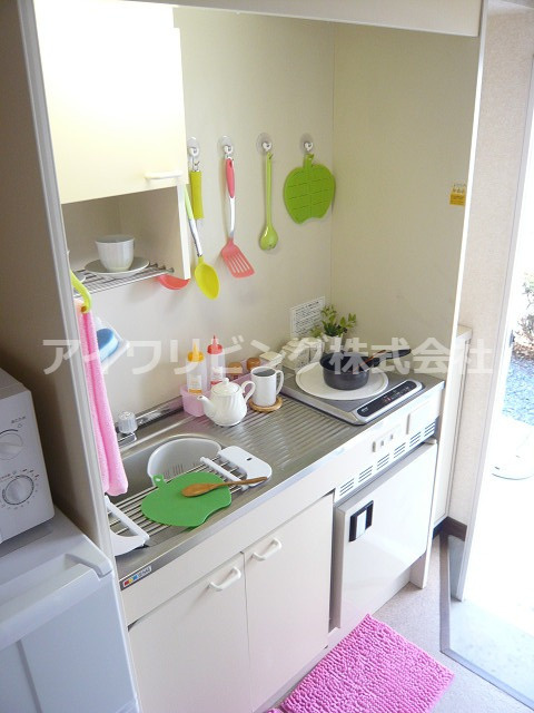 コーポ・ファミーユのキッチン|写真はイメージです。【コーポ・ファミーユ】