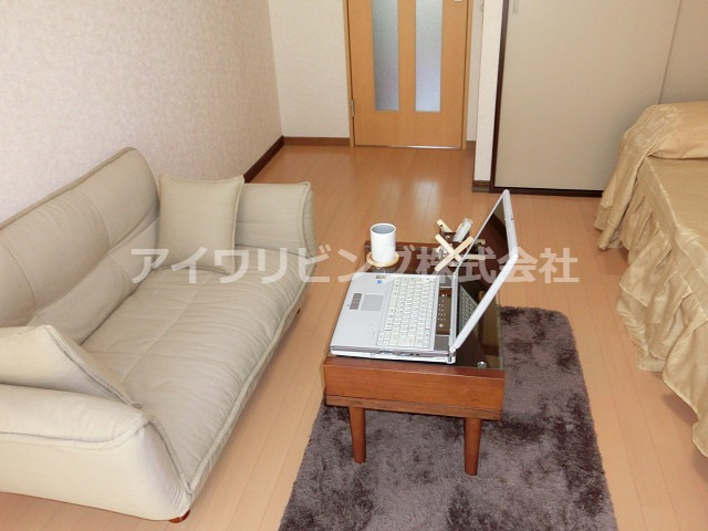 コーポ・ファミーユの洋室|写真はイメージです。【コーポ・ファミーユ】