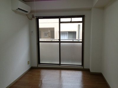 【洋室】 | フルレゾン鳳 | フルレゾン鳳