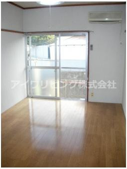 第１藤美荘の洋室