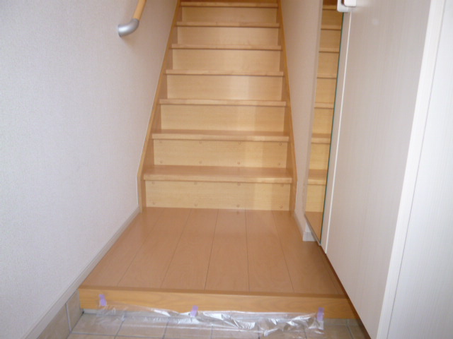プリムローズうえまつの玄関