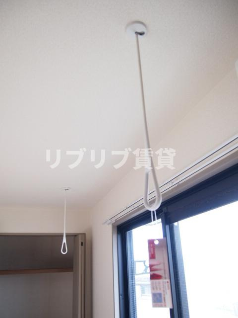 サニーハウスＳの設備|室内干し用フック