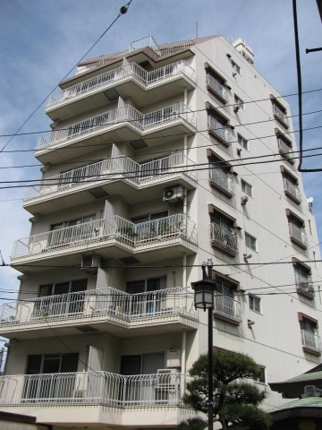 サンハイム湯島の外観