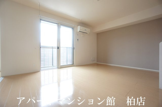 グレイスヒルの居間・リビング