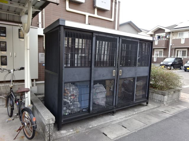 カーサ・アヴェニュＢのその他共用部分|敷地内専用ゴミステーション