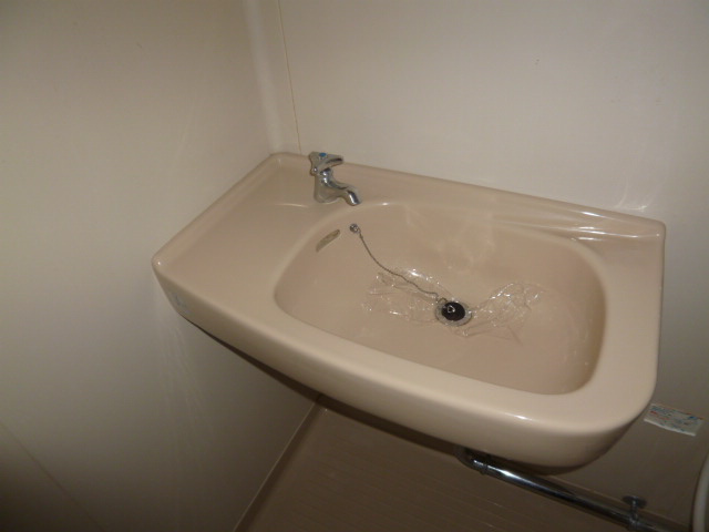 ハイツあかねＡの浴室|洗面台