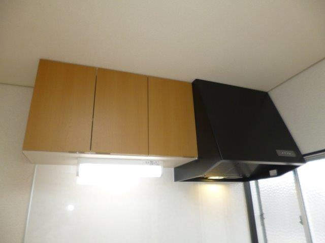 ハイツあかねＡのキッチン|キッチン上収納