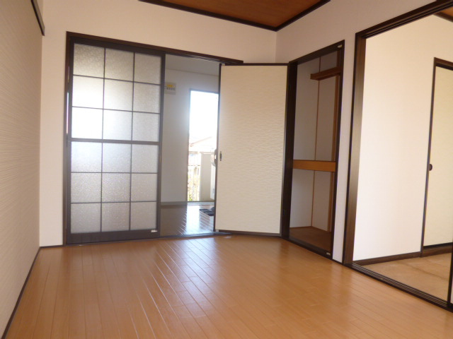 ハイツあかねＡの居間・リビング