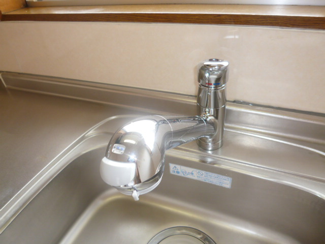 シティハイツフォレストのキッチン|浄水器付き水栓