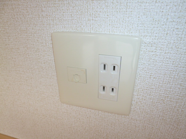 倉敷市中庄のアパートの設備|電話モジュラー