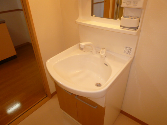 フジパレスの独立洗面台|シャンプードレッサー