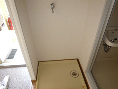 【その他】 | プレジール中野屋B | 洗濯機置き場