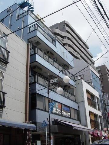 ピアス
