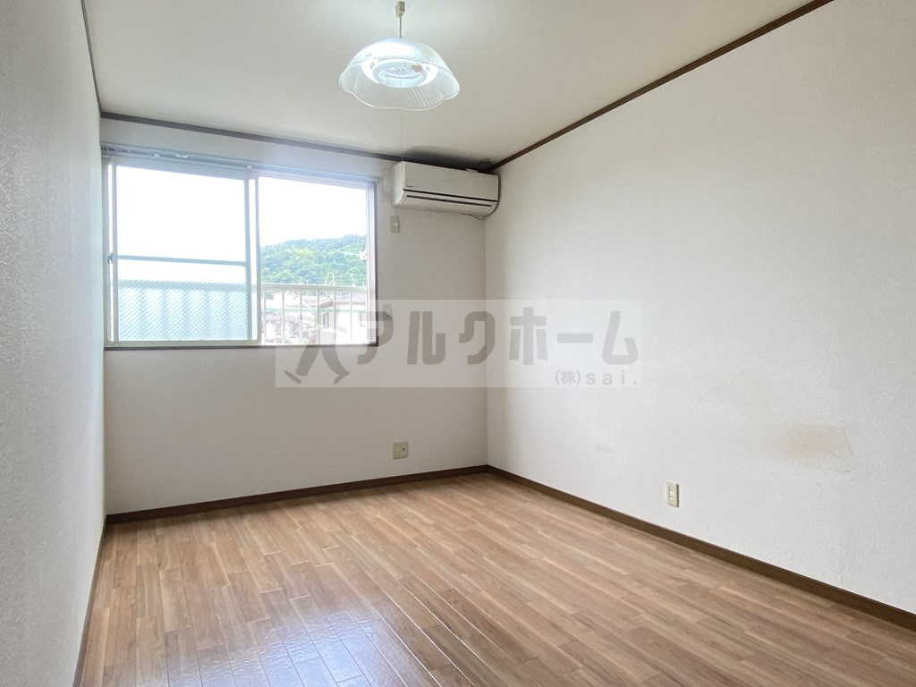 サンシーハウスの居間・リビング