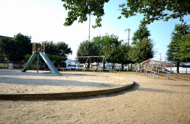 泉北郡忠岡町高月南　新築一戸建ての周辺|十七の坪公園　徒歩３分