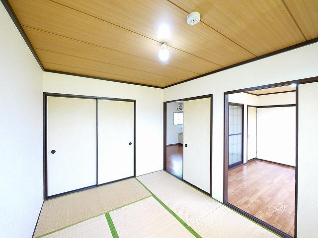 乙木ハイツAの和室|い草の香りが落ち着く素敵な和室です