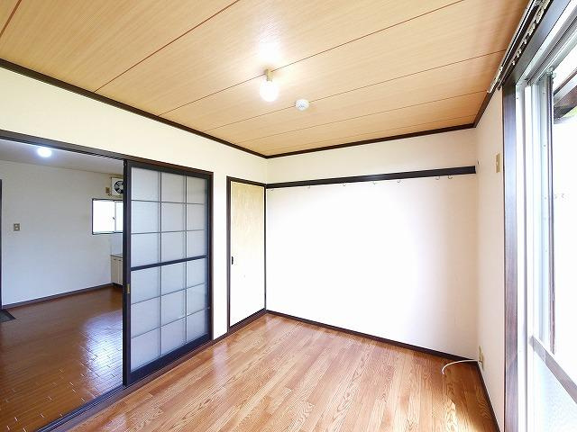 乙木ハイツAの洋室|スタンダードな洋室です