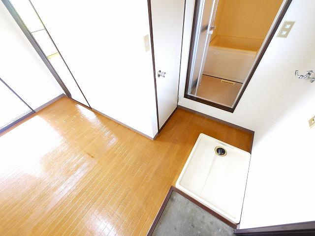 乙木ハイツAの設備|室内洗濯置場が設置しているお部屋