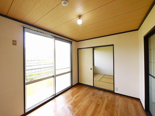 乙木ハイツAの寝室|落ち着いて過ごせるお部屋なので、寝室にいかがでしょうか