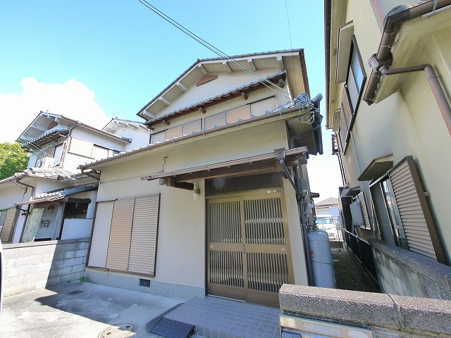 田原本小阪貸家の外観|外はこのようになっています