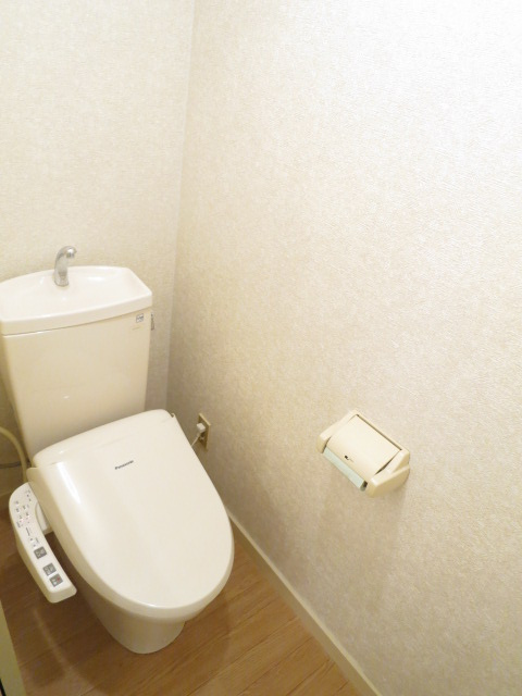 プルミエール久米川のトイレ|ウォシュレット