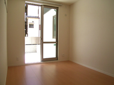 【洋室】 | ブルームコート