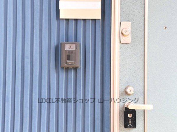 【セキュリティ】 | 金井貸家 | Ｗロックキー、モニタ－付インターホン
