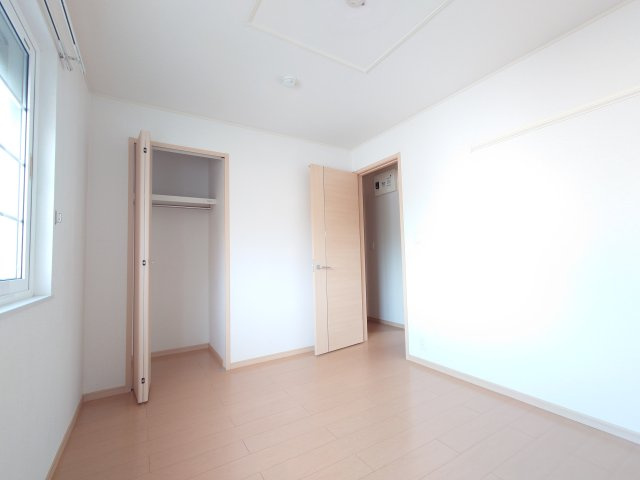 アジュールの洋室