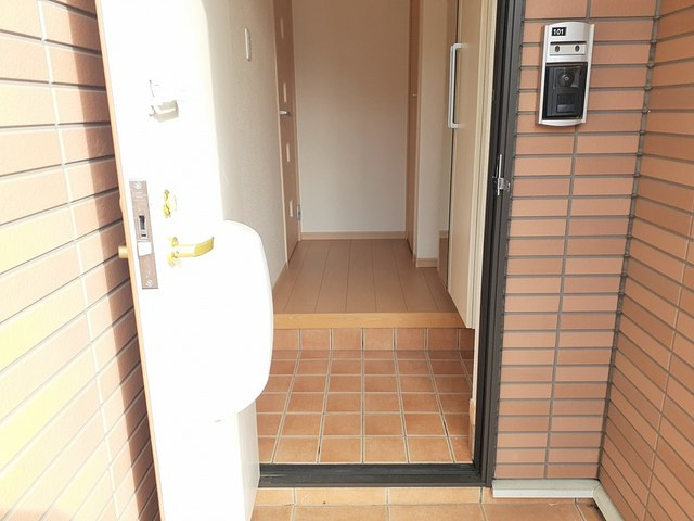 アジュールの玄関